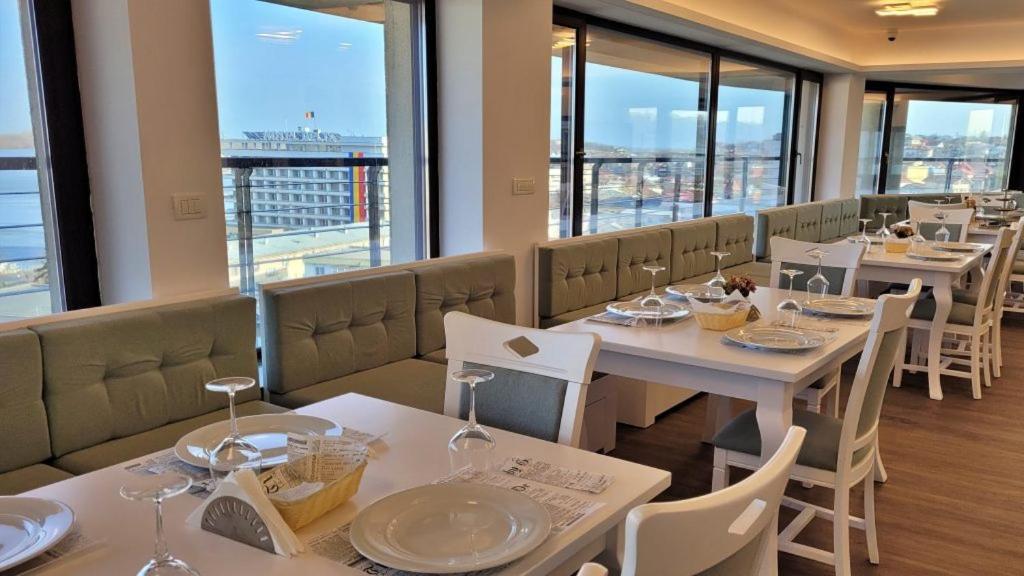 Hotel Condor Tulcea Extérieur photo