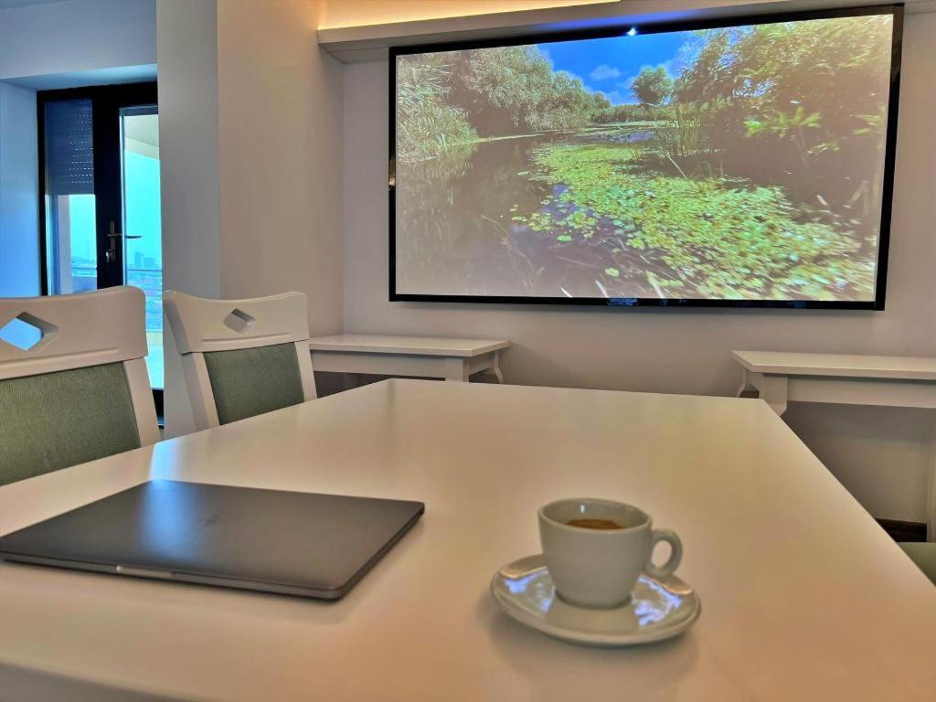 Hotel Condor Tulcea Extérieur photo