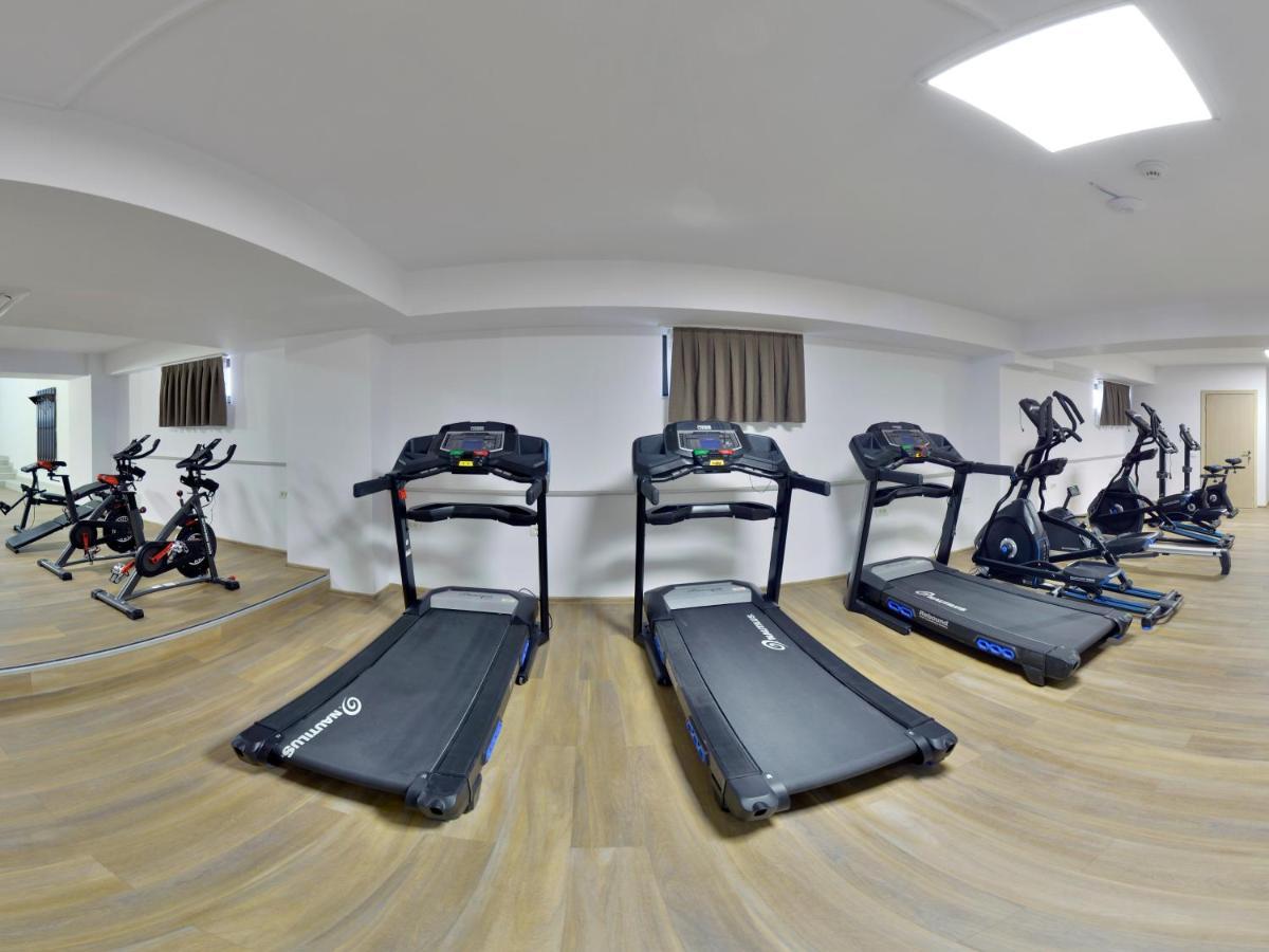 Hotel Condor Tulcea Extérieur photo